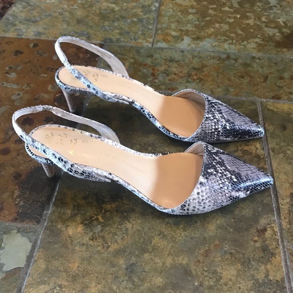 Banana Republic Shoes - Banana Republic heels